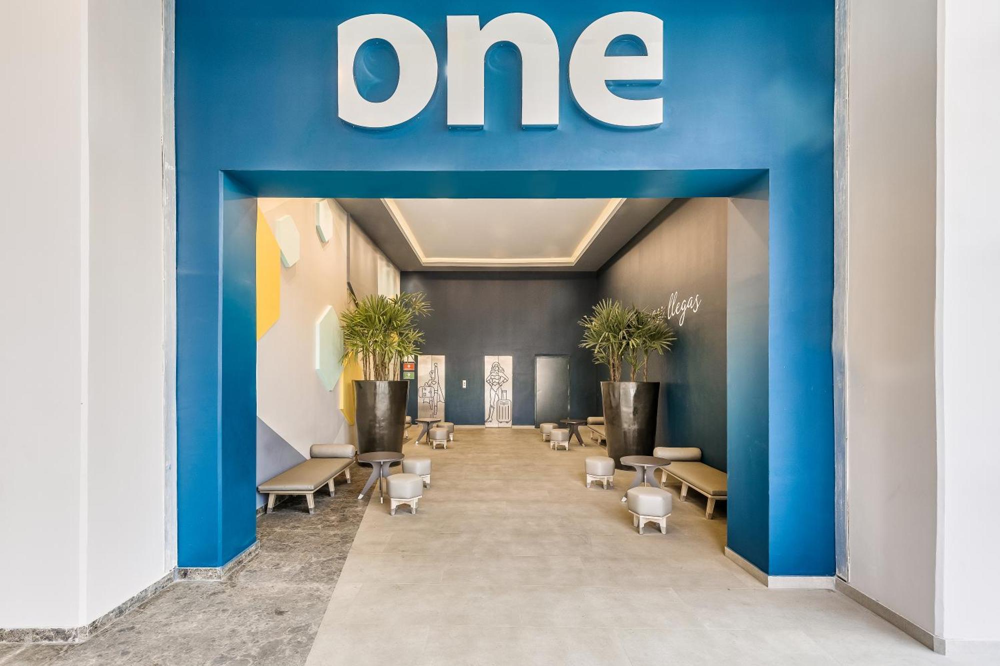 Hotel One Acapulco Costera Exterior foto